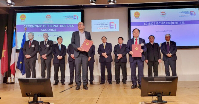 Viettel signed a cooperation agreement with Rapid Space (France) on research and production of 5G equipment