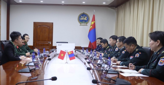 Viettel High Tech (VHT) promotes cooperation with the Mongolian Ministry of Defense