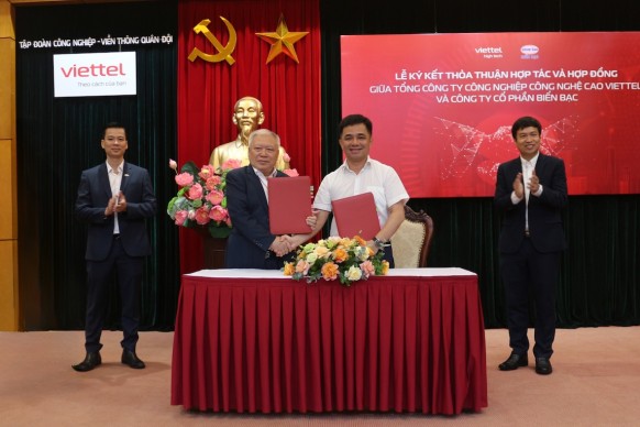 Viettel High Tech và BIển Bạc hợp tác thương mại hóa Camera giao thông AI kết nối 5G