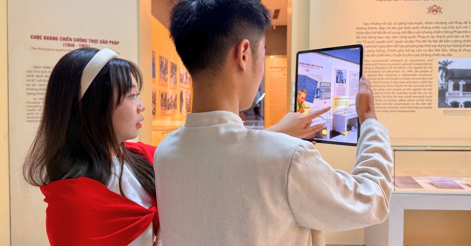 Viettel High Tech kết nối lịch sử và hiện đại thông qua công nghệ điện toán không gian<