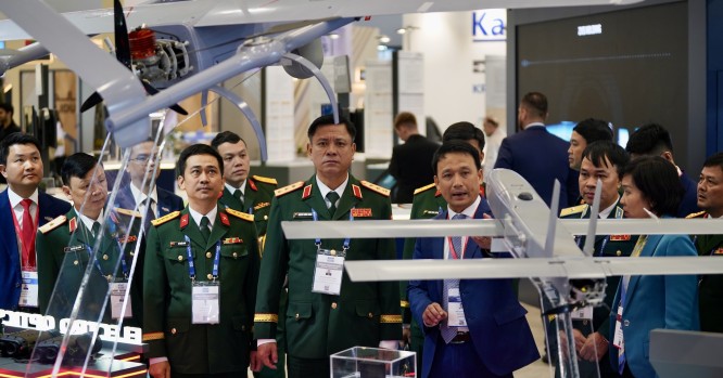 Viettel High Tech tiếp đón đoàn Bộ Quốc phòng Việt Nam tại triển lãm SAHA 2026 Thổ Nhĩ Kỳ