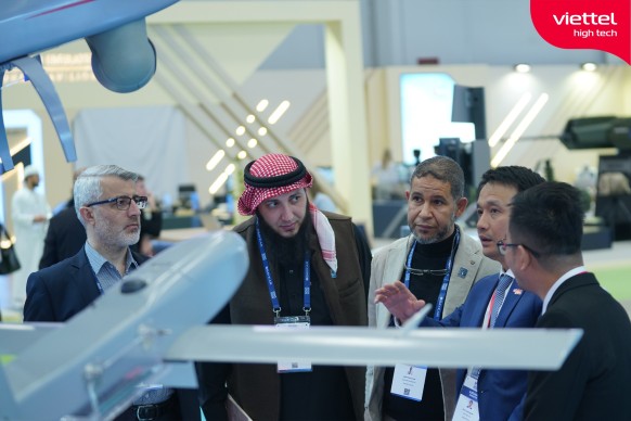 Tạp chí quốc phòng châu Âu đưa tin về hệ thống chống UAV của Viettel tại SAHA 2026