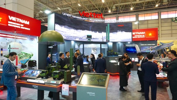 Viettel High Tech Showcases 73 High-Tech Products at Türkiye’s Defence Exhibition