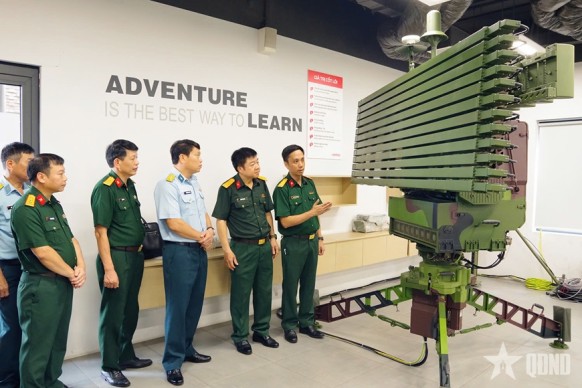 Khai mạc tập huấn kỹ thuật nâng cao đài ra-đa VRS-SRS, đài quang điện tử VEE-LRA